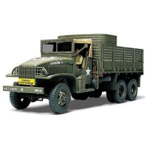   48 US 2 1/2 Ton 66 Cargo Truck Military Model Kit: Toys & Games