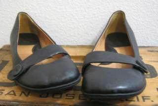 BORN Womens Black Leather Rounded Toe Mary Jane Flats Shoes sz 6.5 