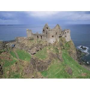  Dunluce Castle, County Antrim, Ulster, Northern Ireland 