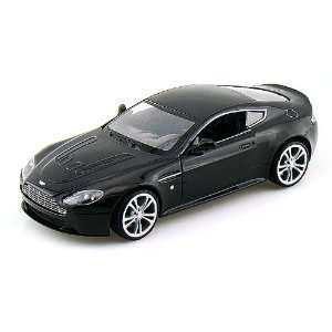  Aston Martin V12 Vantage 1/24   Black: Toys & Games