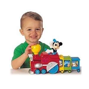  Mickeys Go n Grow Train Toys & Games