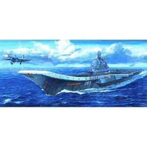   700 Admiral Kuznetsov Russian Aircraft Carrier Kit Toys & Games