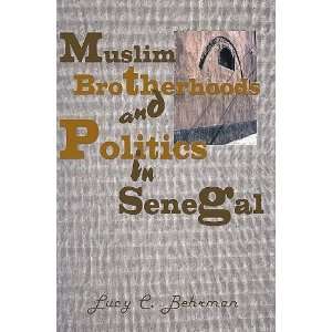  Muslim Brotherhood and Politics in Senegal [Paperback 