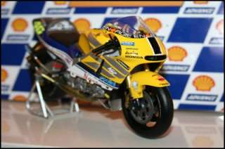 Valentino Rossi 1/12 2004 Figurine Total One Off  