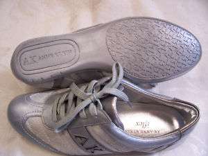ANNE KLEIN MALENS Womens SILVER ATHLETIC Shoes SZ 7  