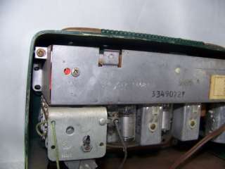 SENTINEL MODEL 312P TUBED RADIO GREEN  