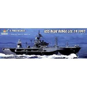  USS Blue Ridge LCC 19 1997 1 700 Trumpeter: Toys & Games