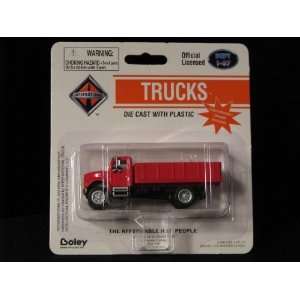  International 4900 Stakebed Truck Red 4034 11: Toys 