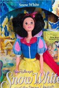 DISNEY Snow White & Seven Dwarfs SNOW WHITE Barbie Doll  