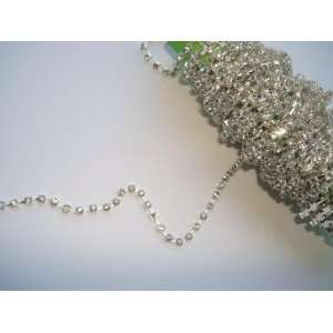 Roll of 10 yard AA Glass Crystal Rhinestones 3mm Stud/Silver Chain 