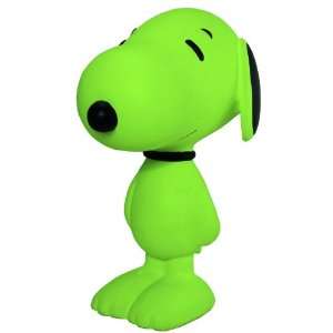    Dark Horse Deluxe Snoopy 8 Vinyl Figure (Green): Toys & Games