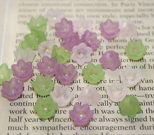 60 Vintage Matte Bell Flower Lucite Beads Lilac Bouquet  