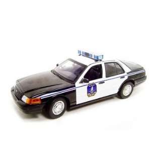   Police Car Ford Crown Victoria 1:18 Diecast Model: Toys & Games
