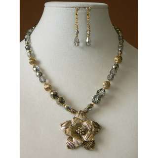 Palmtree Gems Serafina Necklace and Earring Set  