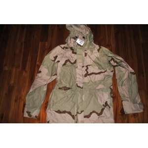  US ARMY ISSUE   ECWCS COLD WEATHER GORE TEX DESERT CAMOUFLAGE PARKA 