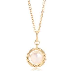    Freshwater Pearl Necklace in 24 Karat Gold Vermeil: Jewelry