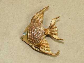 Vintage Enamel Angel Fish Pin Brooch Rhinestone Eye *  