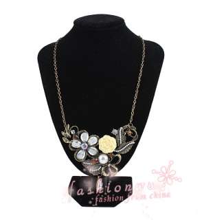 Stylish Jewelry Coral Carved Flower Pearl Imitation Necklace  