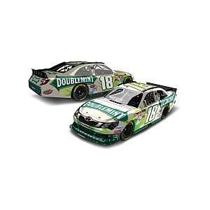   Kyle Busch 12 Doublemint #18 Camry, 124 Frost Toys & Games