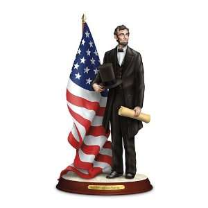  Abraham Lincoln Figurine by The Hamilton Collection