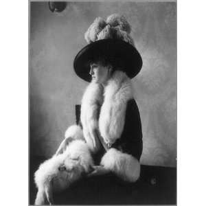   fox furs,American socialite,beautiful,hat,c1911