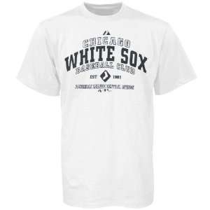 Majestic Chicago White Sox White Fan Club T shirt:  Sports 