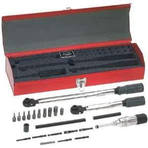  Torque Tool Kit 25 Pc. Master Electricia: Sports 