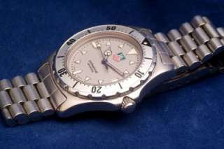   Professional 200m Sapphire Crystal SS/Good.Cond Mens Diver Watch