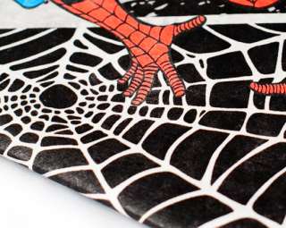 Show off your web slinging style with your Spider Man Mighty Wallet®.