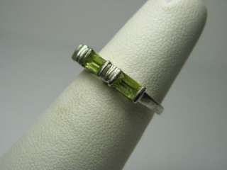 VINTAGE PERIDOT & STERLING SILVER 925 ESTATE JEWELRY BAND RING SZ 5 1 