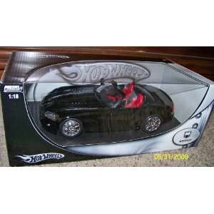 Hot Wheels Dodge Viper Srt 10 Convertible Black with Red Interior 118 