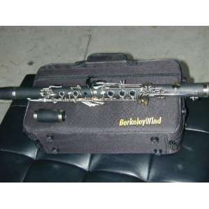  Bb Pro Clarinet with Silver Ligature and 2nd 440hz Barrel 