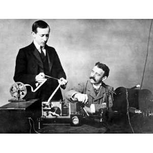 Inventor Guglielmo Marconi with Assist. George Kemp 