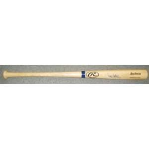 Ozzie Guillen Autographed Bat   Inscribed w/2005 WS Champs