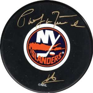 Pat LaFontaine New York Islanders Autographed Hockey Puck