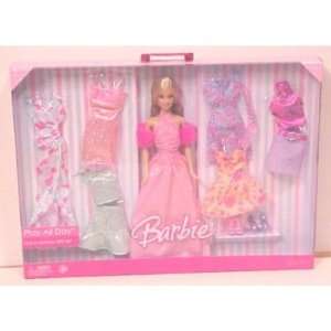  Barbie Doll with 7 Fashions Giftset Toys & Games
