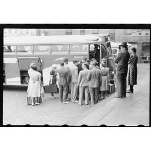 Photo Greyhound bus station, Harrisburg, Pennsylvania 1940  