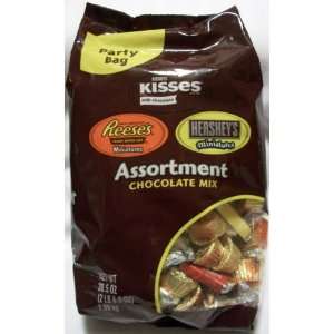 Hersheys Kisses, Reeses & Miniatures Assortment Mix 38.5 OZ Party 