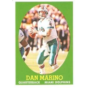 2007 Topps Turn Back The Clock # 18 Dan Marino / Miami Dolphins / NFL 